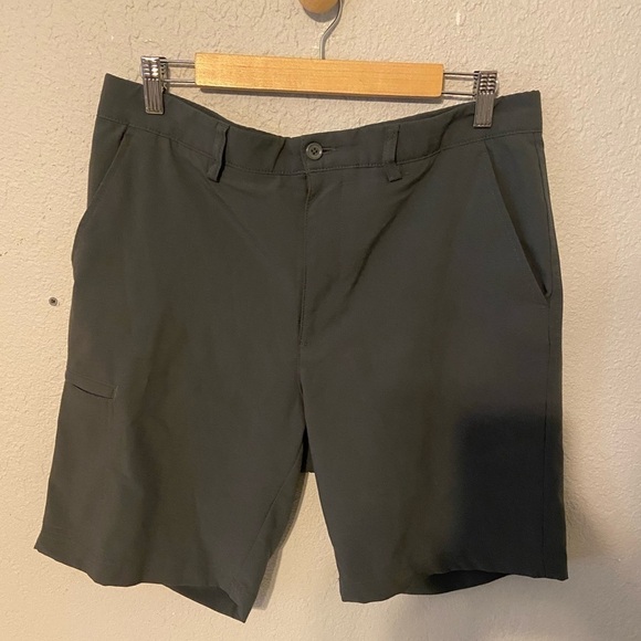 jack nicklaus Other - Jack Nicklaus Gray Golf/Athleisure Shorts Size 34